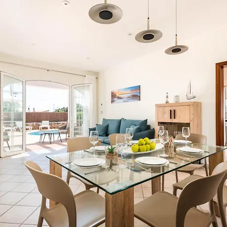 ヴィラ Sara Cala En Porter (Menorca)