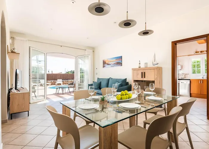 וילה Sara By Escape אלאיור