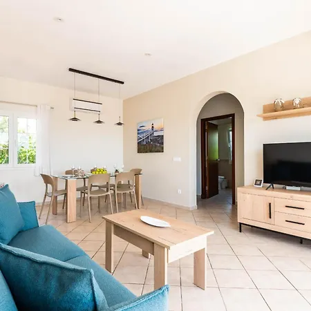Sara Villa Cala En Porter (Menorca)